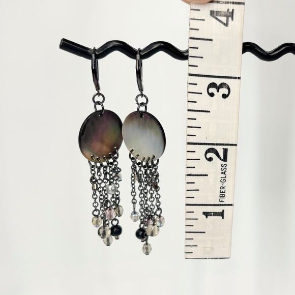 Boho‎ Shell Disc & Beaded Chain Dangle Earrings Gunmetal Tone w/ Leverback Hooks - Picture 5 of 5